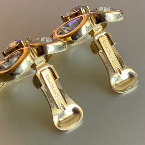 Vintage Glam Christian Dior Gold Plate & Clear Rhinestone Clip on Earrings - Picture 4 of 5